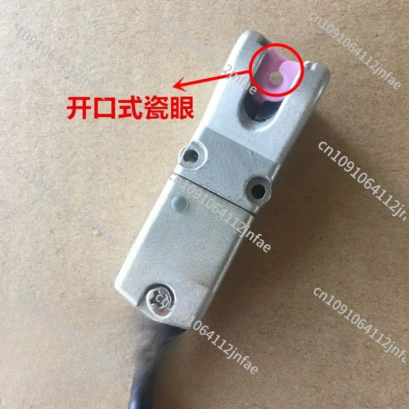 Sewing Machine In Textile - 20X20CM/7.87inch （Sewing machine） punch needle embroidery