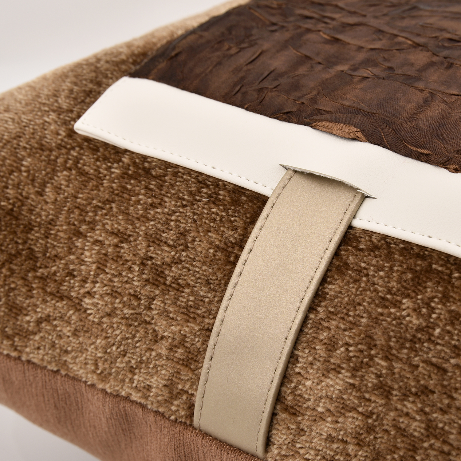  Mid-Century Modern Brown Coff - Century Textile & Sewing Supply Hours recension och pris